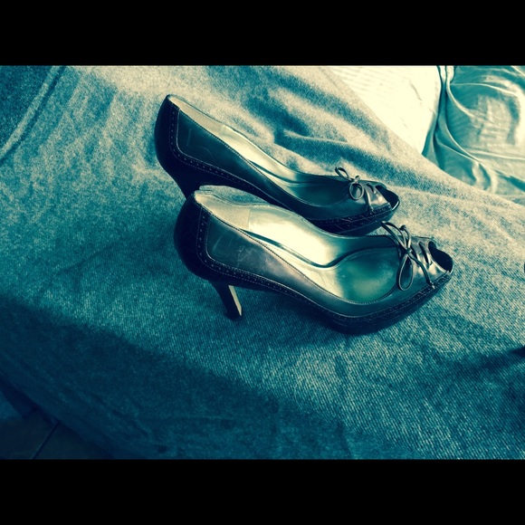 LADIES BROWN HEELS - Picture 5 of 5